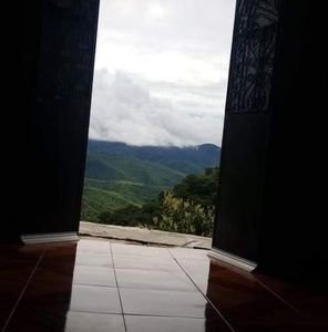 Meet your Posher, Carla